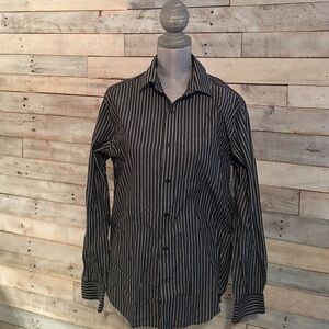 Men's Gap button down